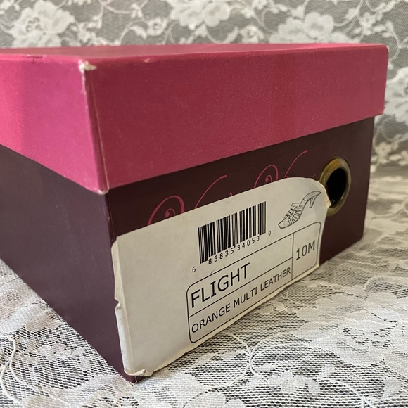 Women’s Orange and Green Sandals Size 10 - Picture 3 of 9